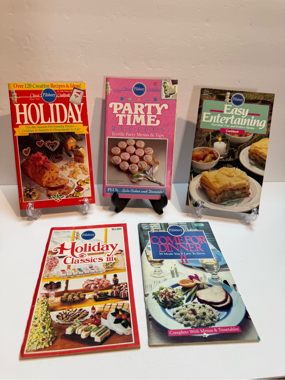 Set of 5 Vintage Pillsbury Cook Books - 1980's